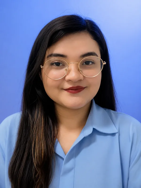Me. Esthela Sá Cunha